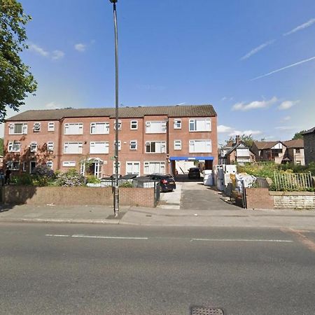 Conveniently Situated 1Bed Apt In Stretford Apartment Manchester Exterior photo