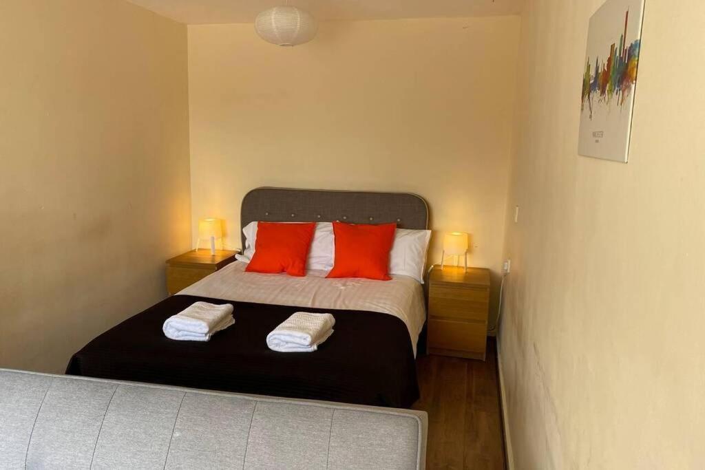 Conveniently Situated 1Bed Apt In Stretford Apartment Manchester Exterior photo